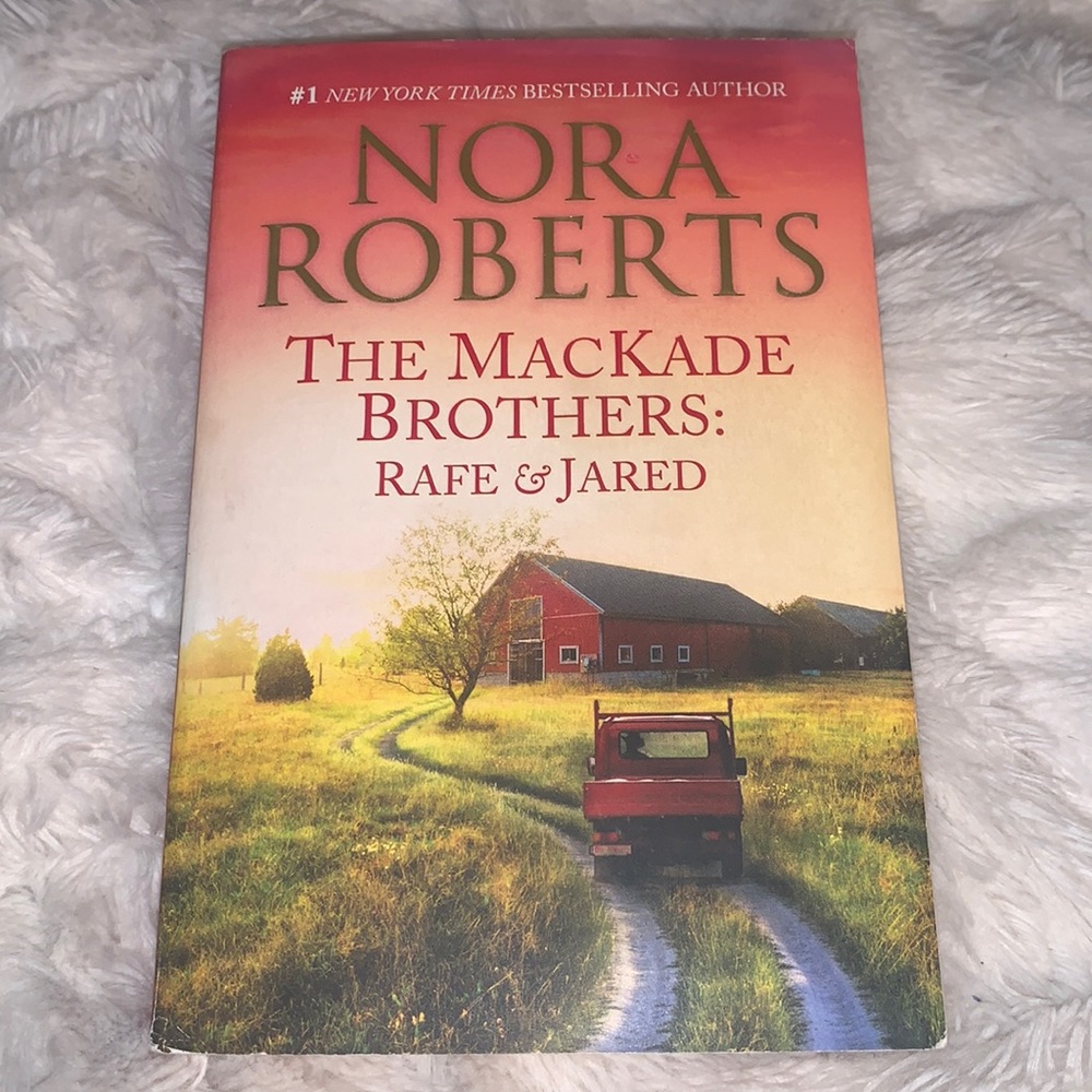 🐸2/$10🐸 romance 2 novels